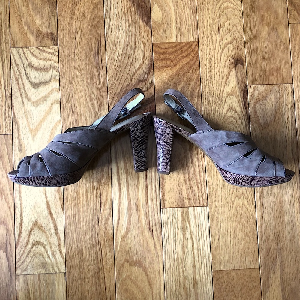Naturalizer Genuine Suede Taupe Platform Sandal Heels